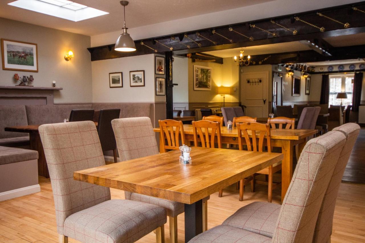 Horse And Hound Country Inn Bonchester Bridge Exteriér fotografie